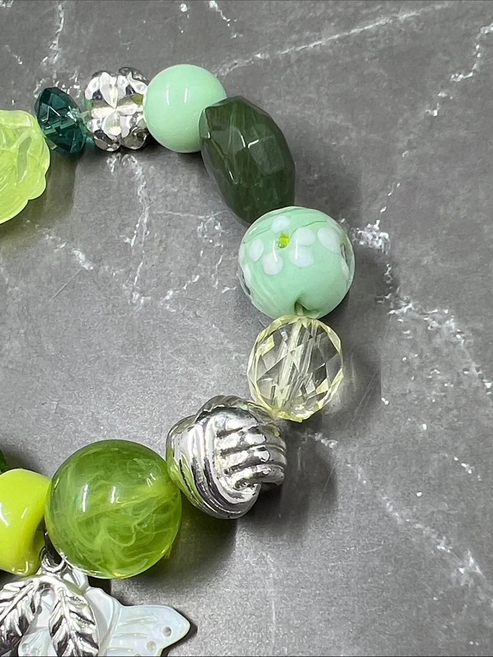 AVON Green Garden Beaded Bracelet